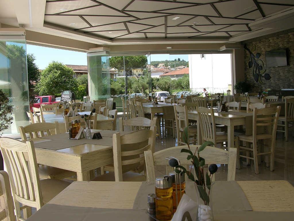 Plaza Pallas Aparthotel