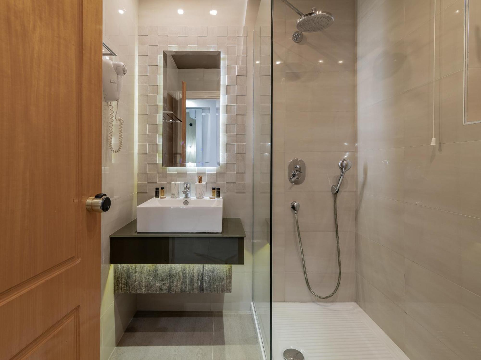 Plaza Pallas Aparthotel 3*